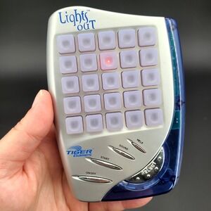 Lights Out 2002 Hasbro Tiger Electronics Handheld Electronic Game Tested Works